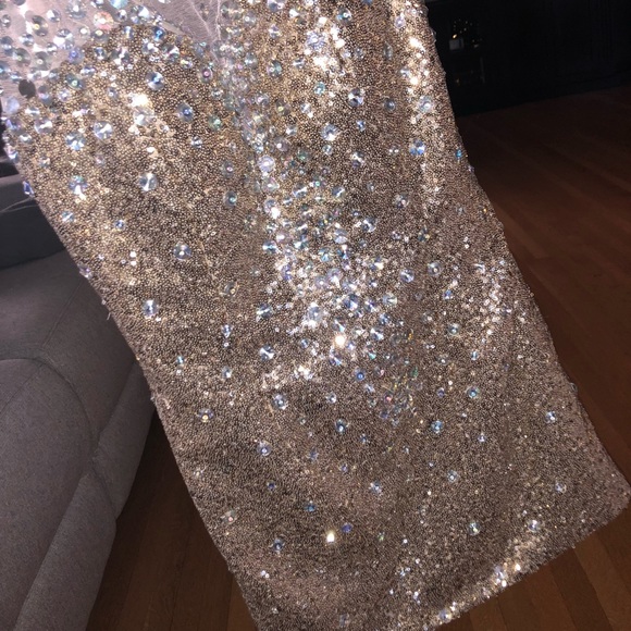 Short formal dress - Picture 3 of 3